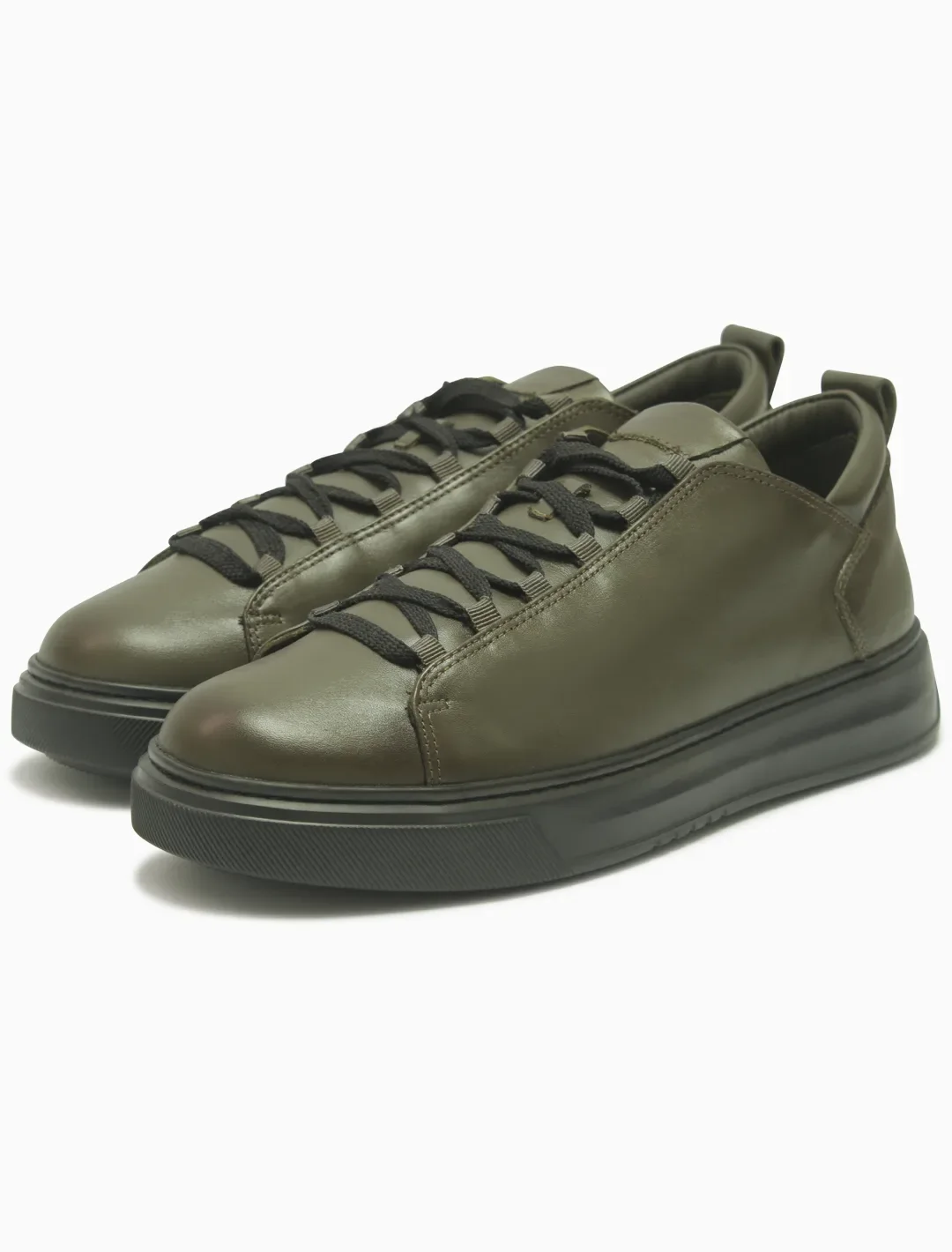 Men's Minimalist Olive Leather Sneakers | Premium Low-Top Urban Trainers
